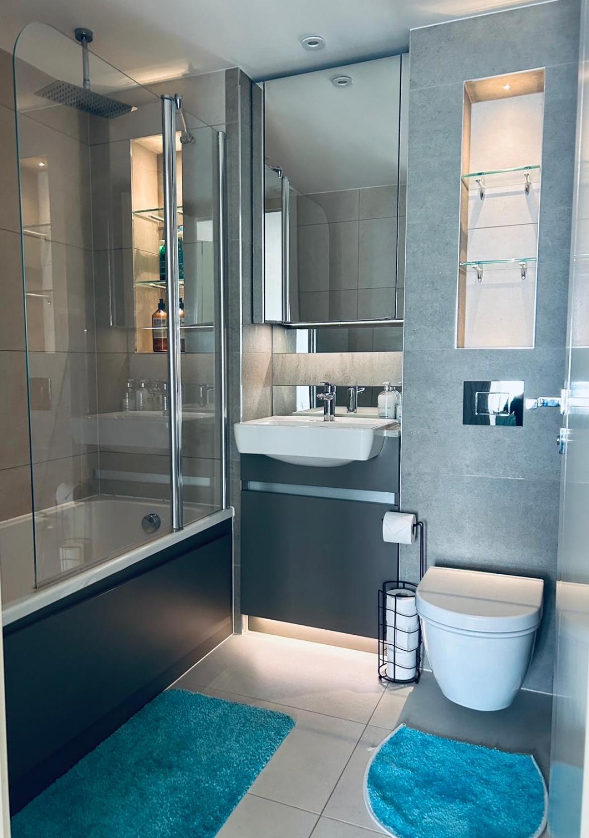 Luxury Riverside Apt With Easy Access To Central London, O2, Excel Centre And Parking מראה חיצוני תמונה