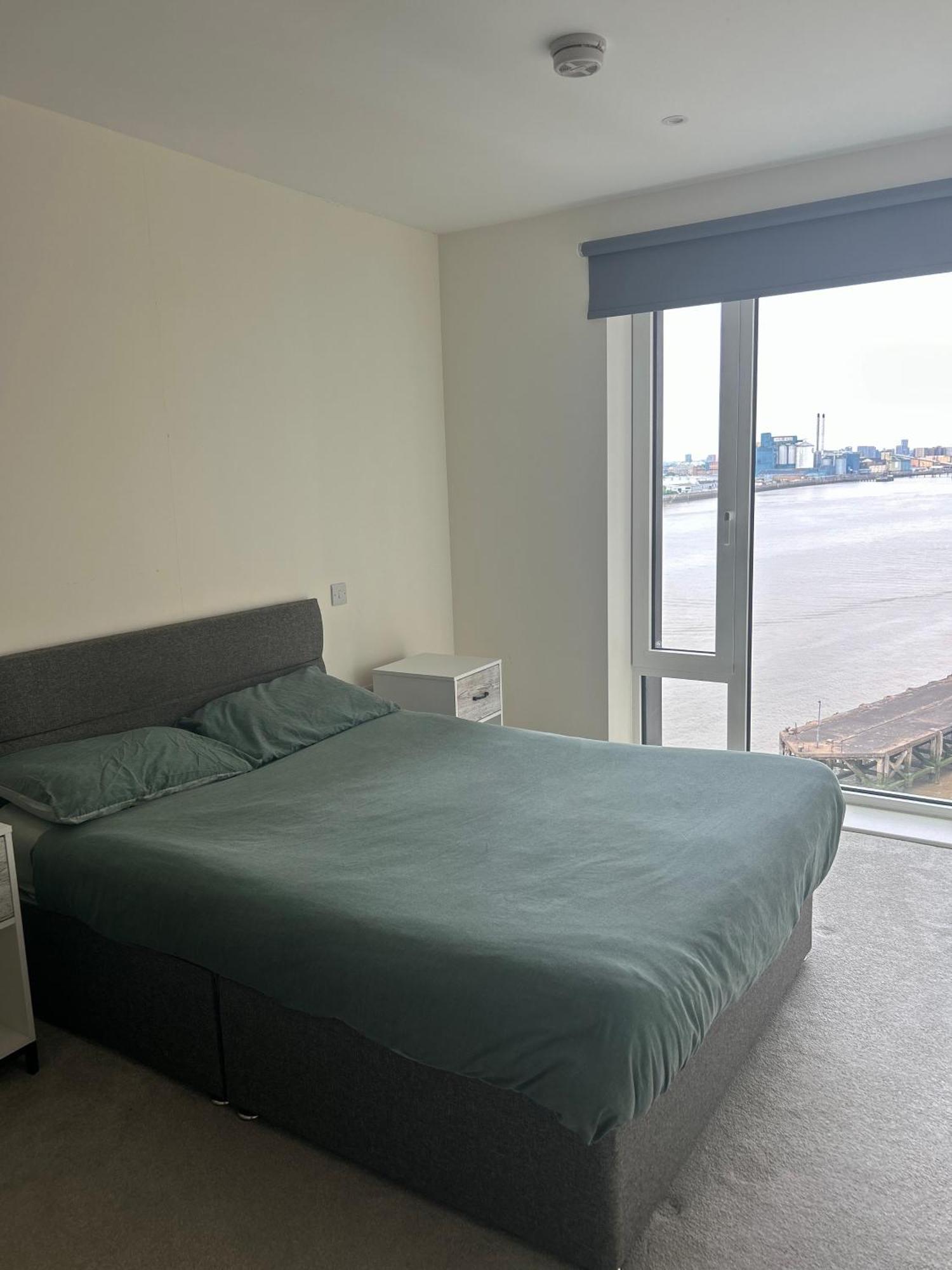 Luxury Riverside Apt With Easy Access To Central London, O2, Excel Centre And Parking מראה חיצוני תמונה